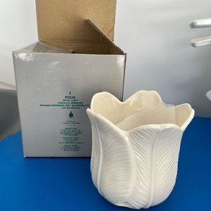 Partylite “petal light”